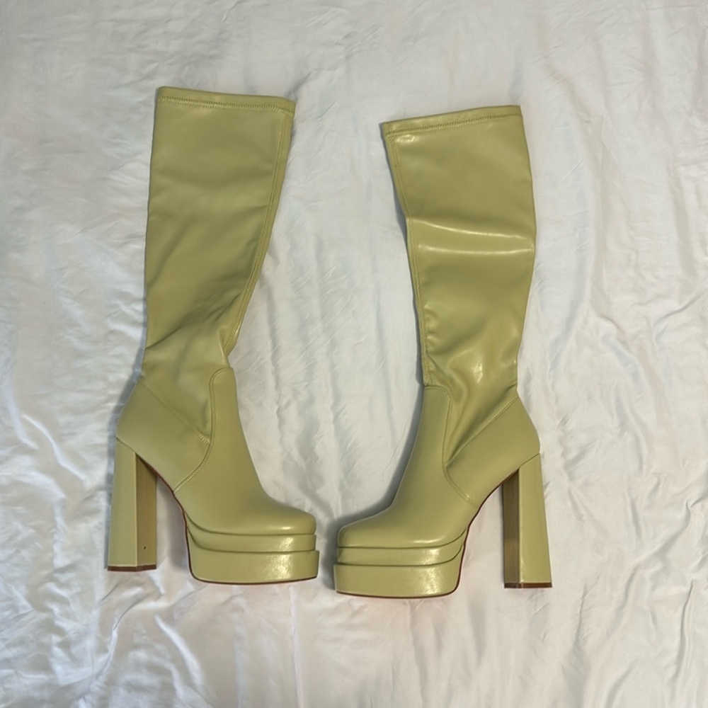 New platform boots
